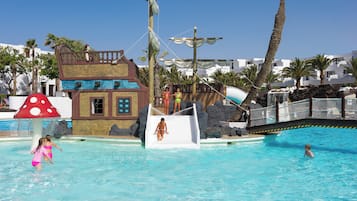 2 outdoor pools, open 10 AM to 6 PM, pool umbrellas, sun loungers