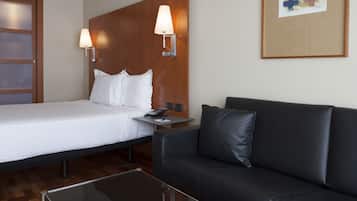 Superior Room, 1 Queen Bed with Sofa bed, Non Smoking | Minibar, in-room safe, desk, laptop workspace