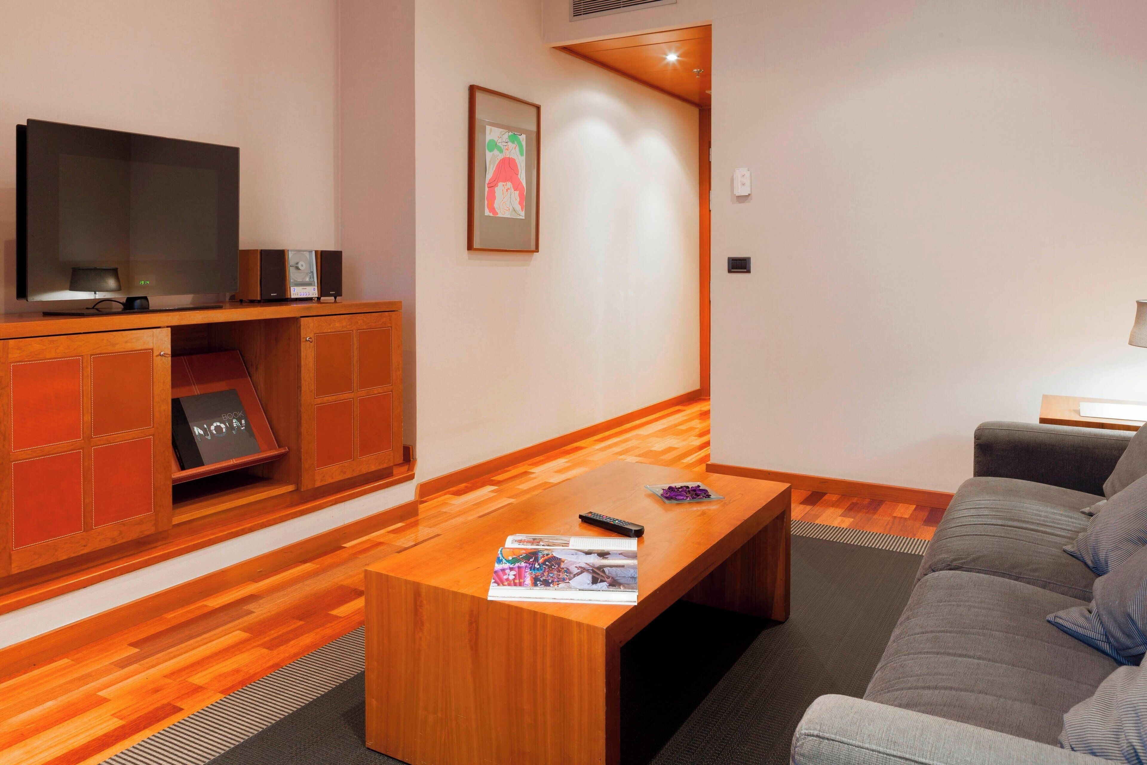 Photo - AC Hotel León San Antonio by Marriott