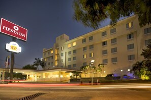 Exterior - Fiesta Inn Ciudad Del Carmen (Ciudad del Carmen)