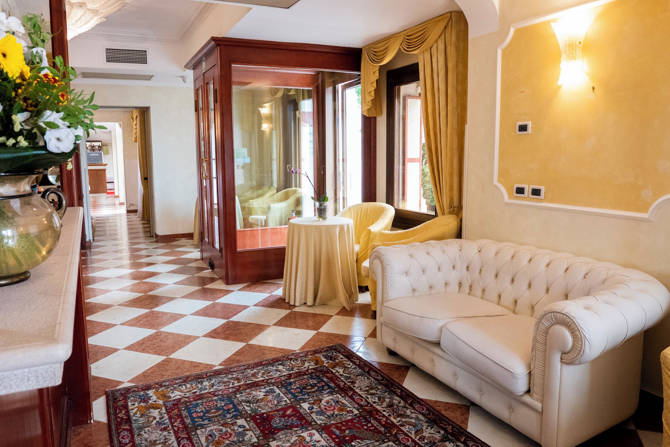 Photo - Russo Palace Hotel