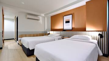 Deluxe Room, 1 Bedroom | Peti besi dalam bilik, katil lipat simpan/tambahan, Wi-fi percuma