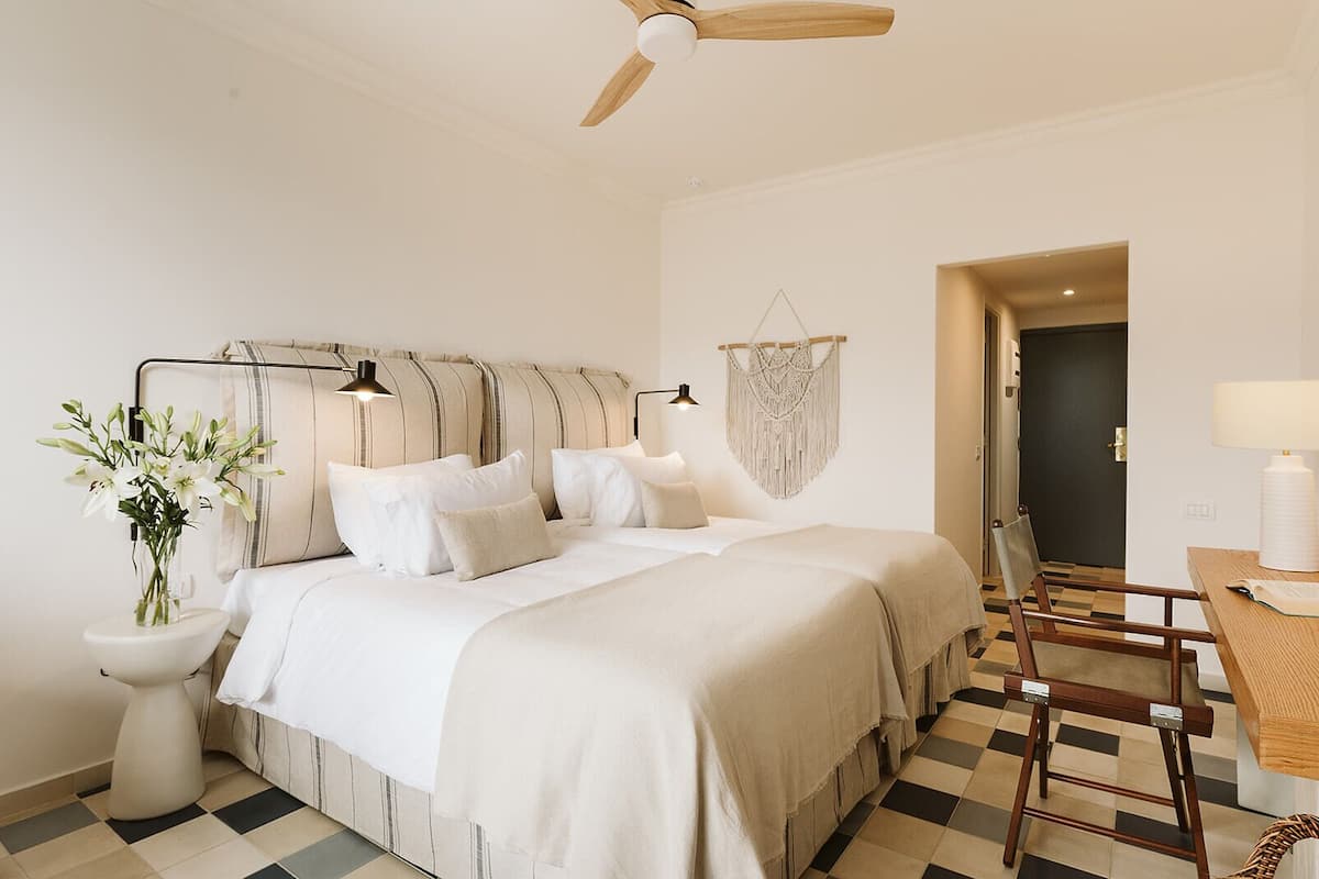 Chambre avec lits jumeaux, vue océan