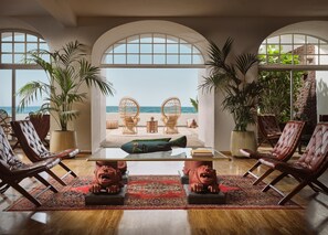 Sala de estar en el lobby