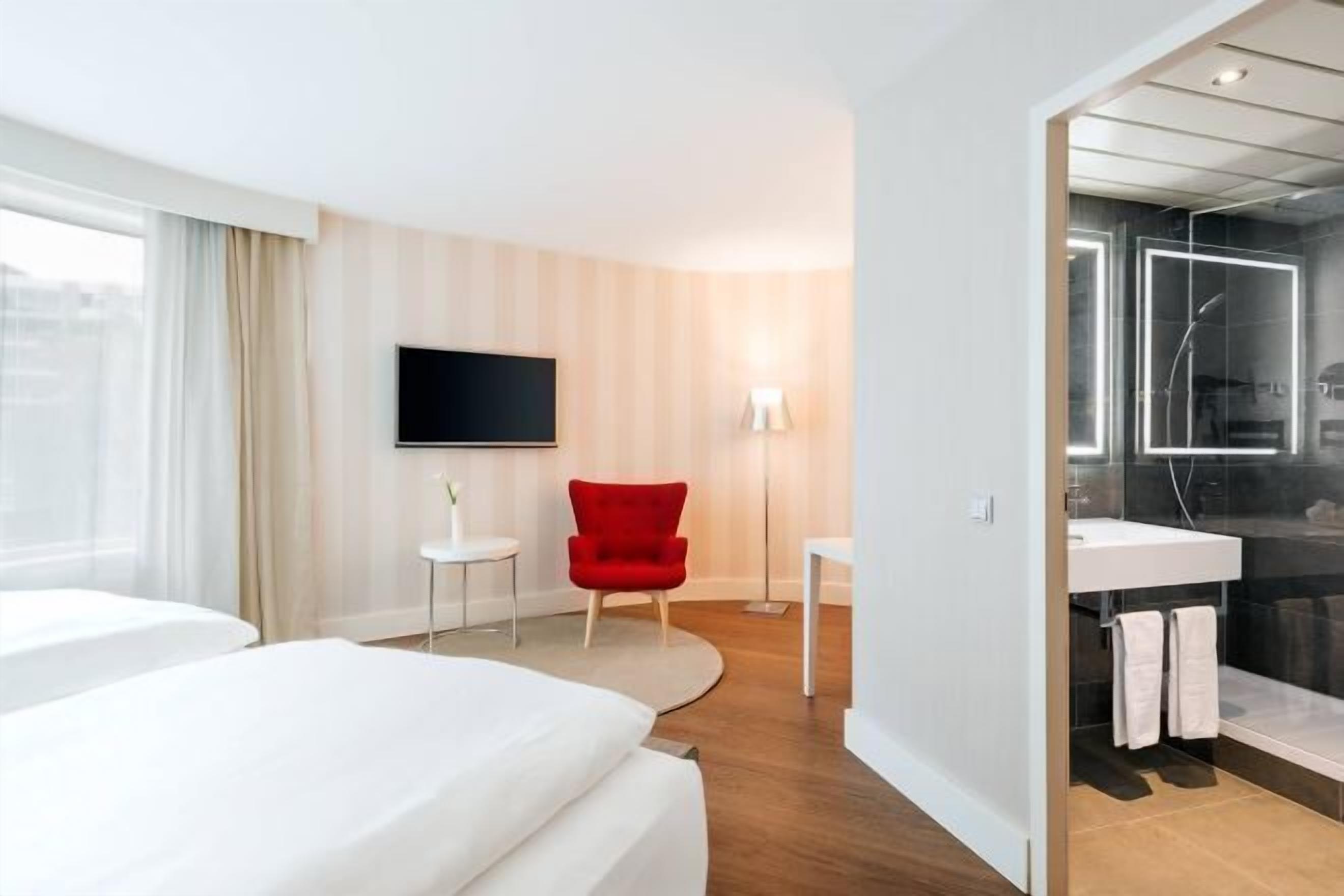 Hypo-allergenic bedding, pillowtop beds, minibar, in-room safe