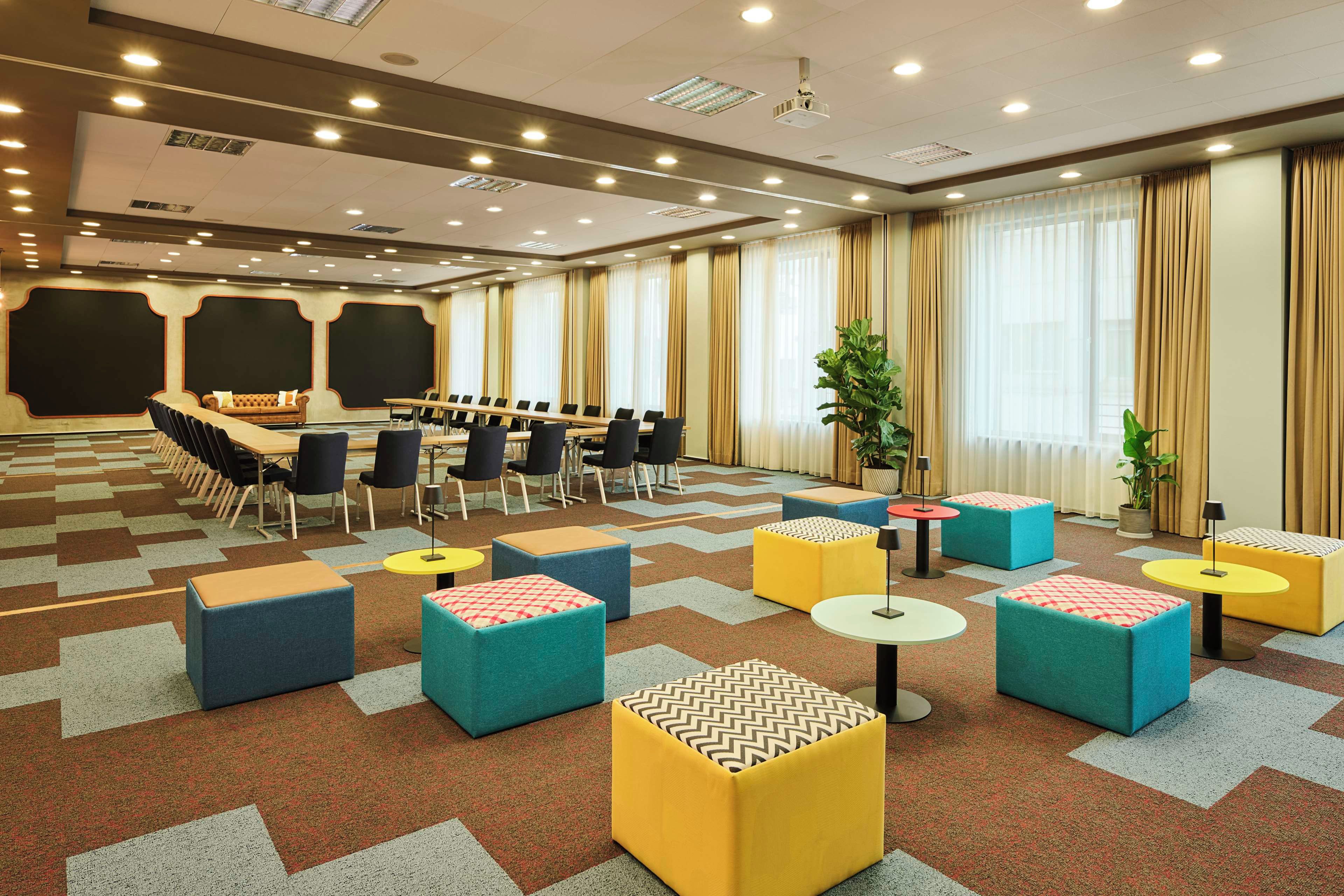 สถานที่จัดงานประชุม