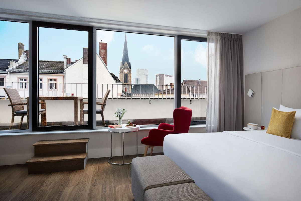Allergikerbettwaren, Pillowtop-Betten, Minibar, Zimmersafe