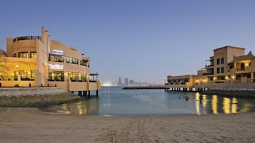Private beach, sun loungers, beach umbrellas, beach towels