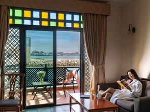 1 bedroom, premium bedding, down comforters, minibar