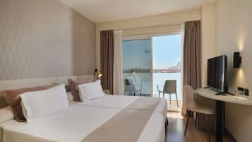 Hypo-allergenic bedding, down duvets, minibar, in-room safe