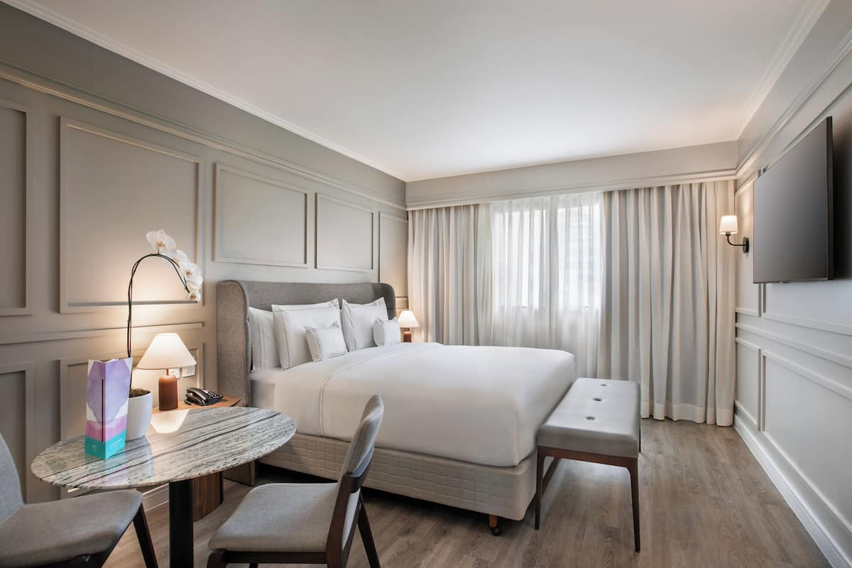 Supreme Queen | Minibar, värdeförvaringsskåp på rummet och skrivbord