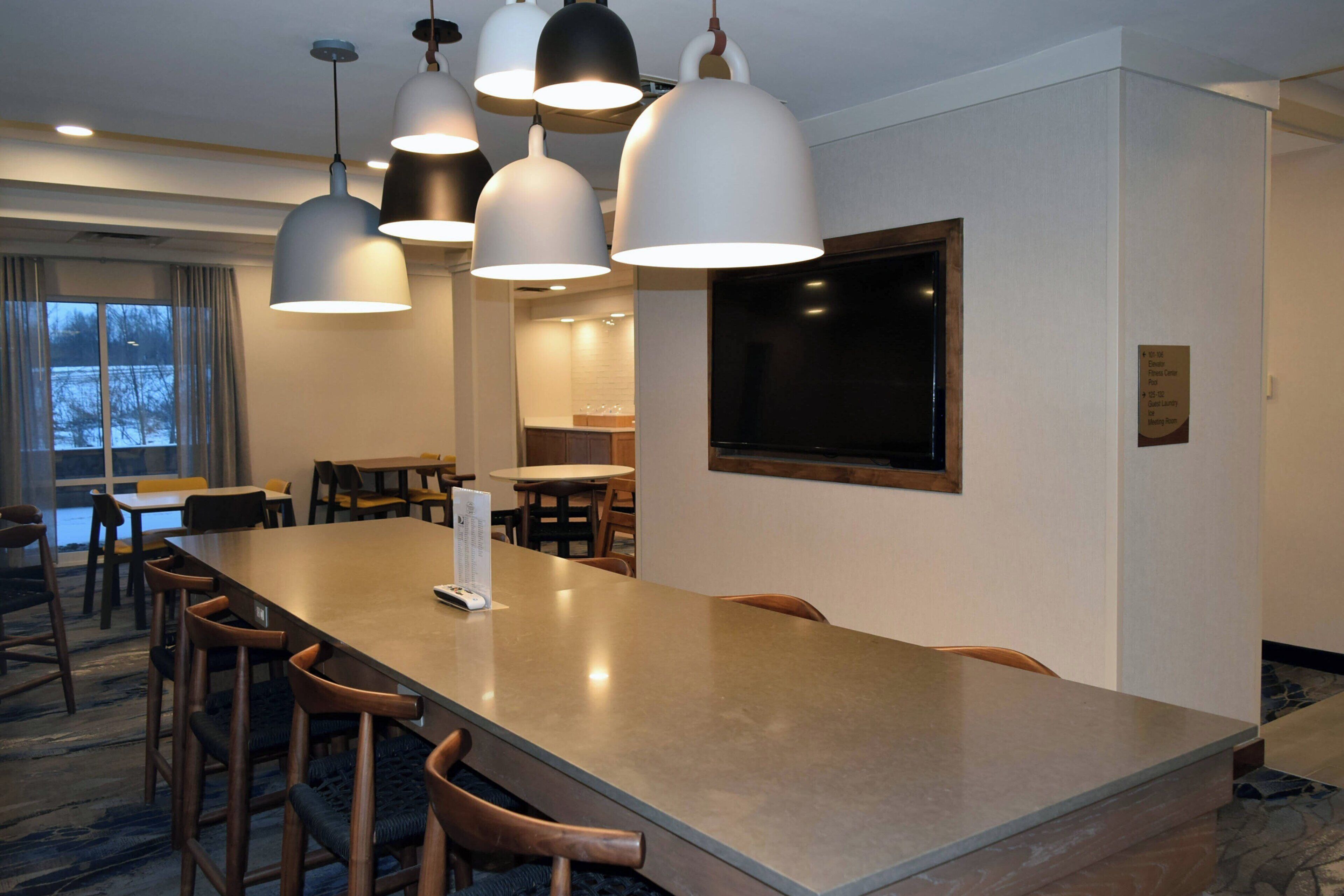 free daily continental breakfast