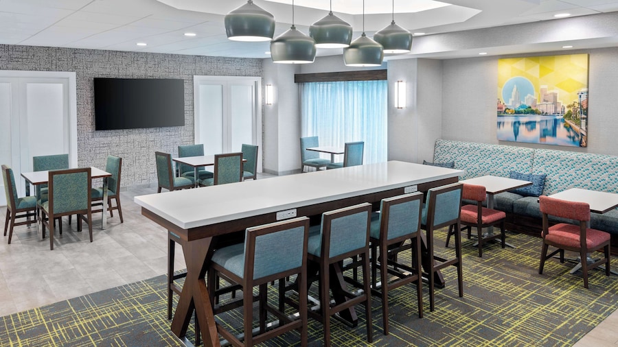 Hampton Inn Coventry - Warwick Area