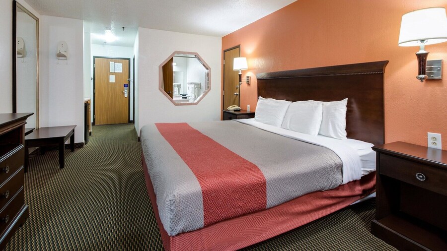 Motel 6 Marion, IL