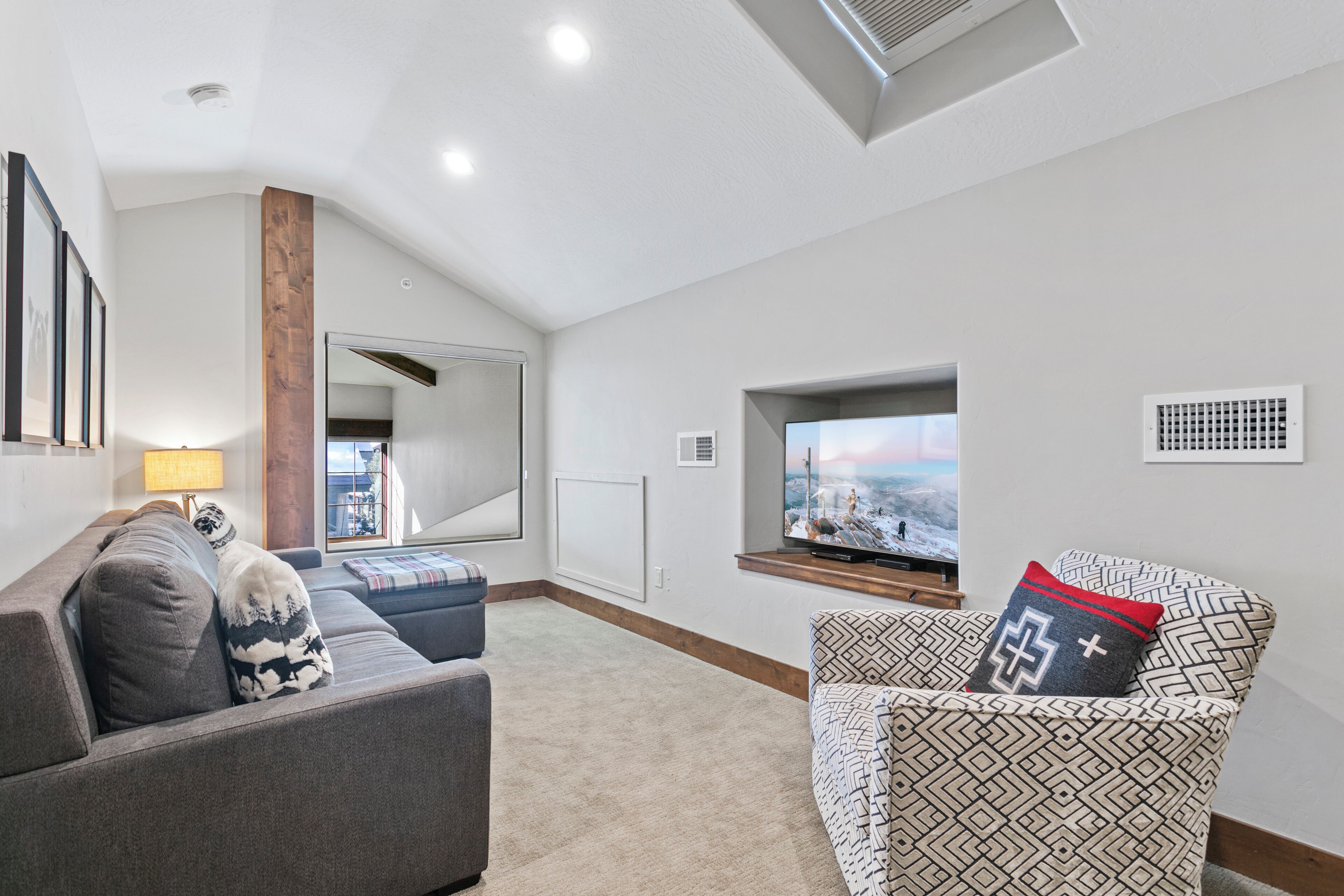 condo, 3 bedrooms | living area | tv