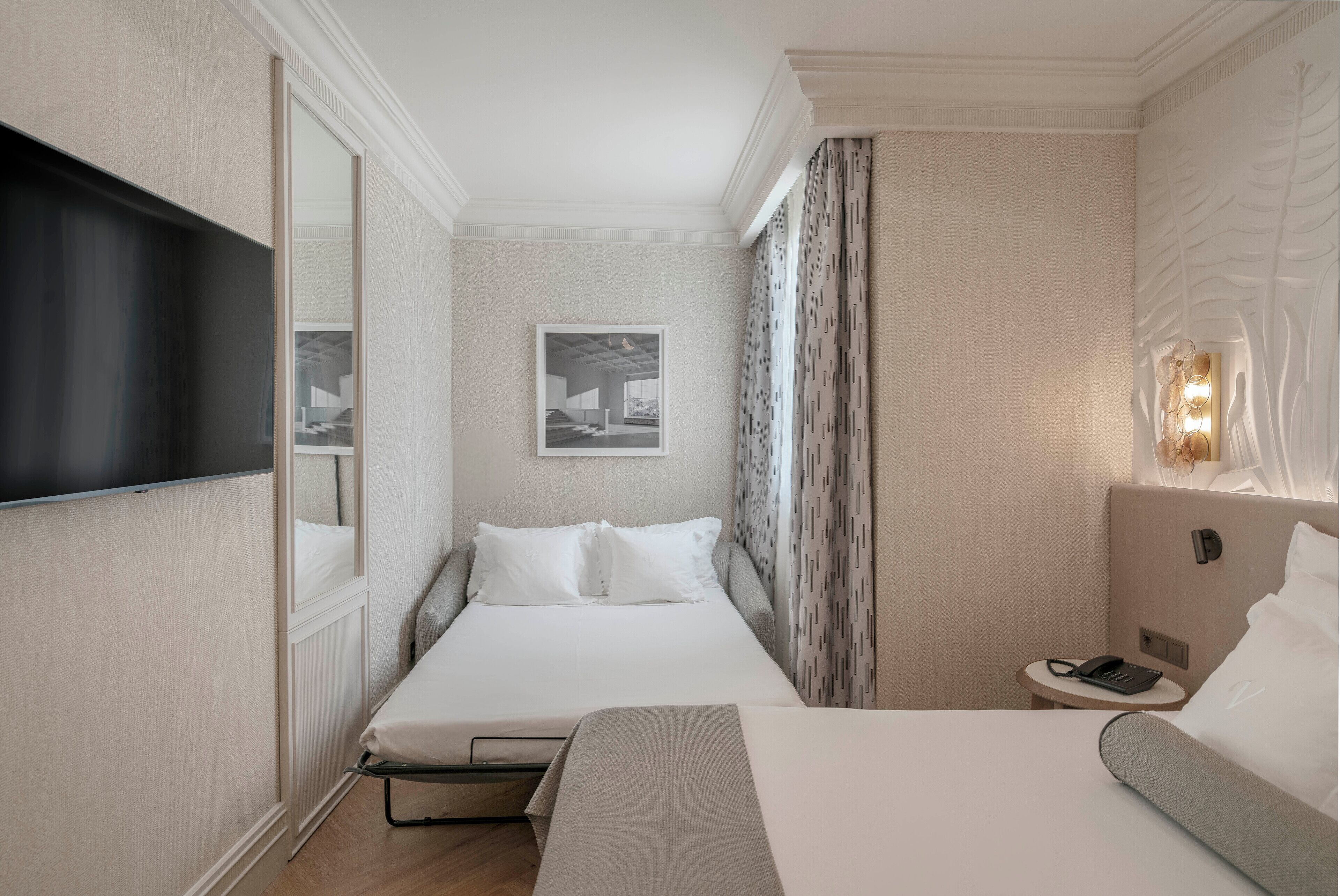 vincci room con sofa | 1 bedroom, premium bedding, down duvets, minibar