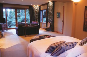 In-room safe, desk, blackout drapes, iron/ironing board