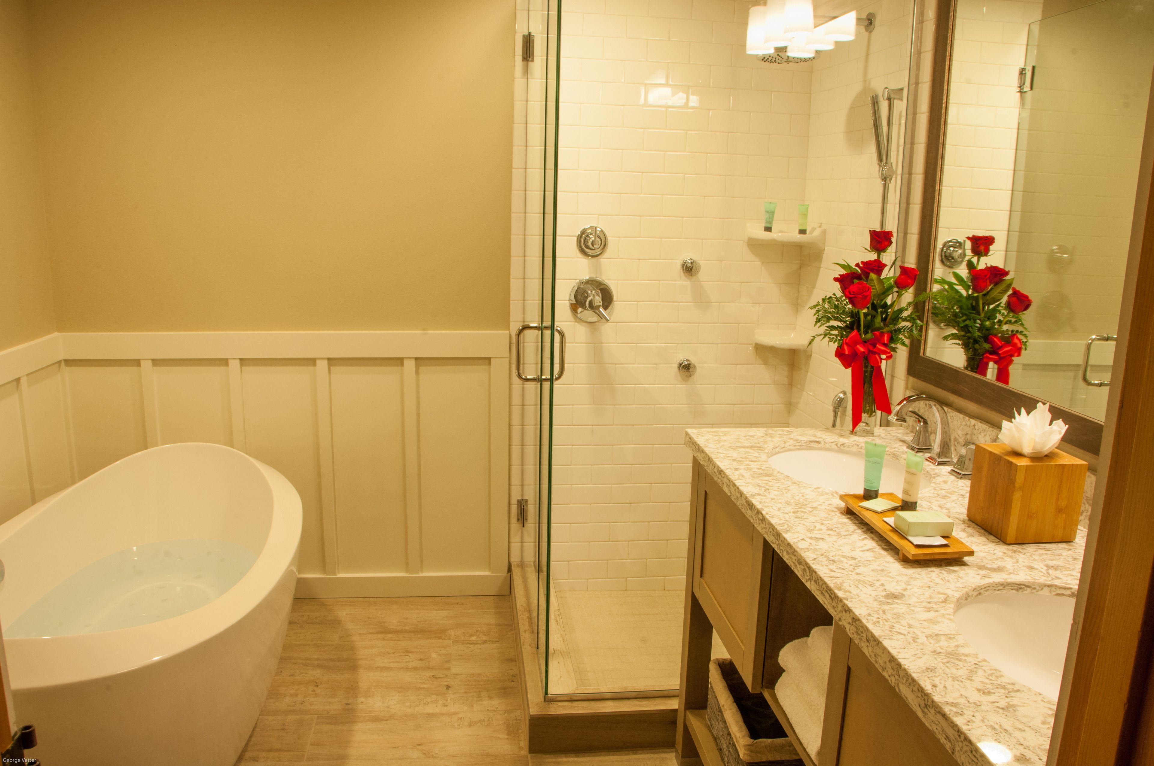 studio, 1 queen bed (limited viewxxxx) | bathroom | free toiletries, hair dryer, bathrobes, slippers