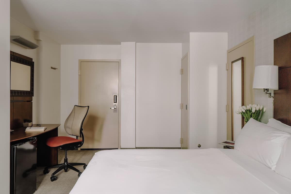 1 bedroom, premium bedding, pillow-top beds, in-room safe