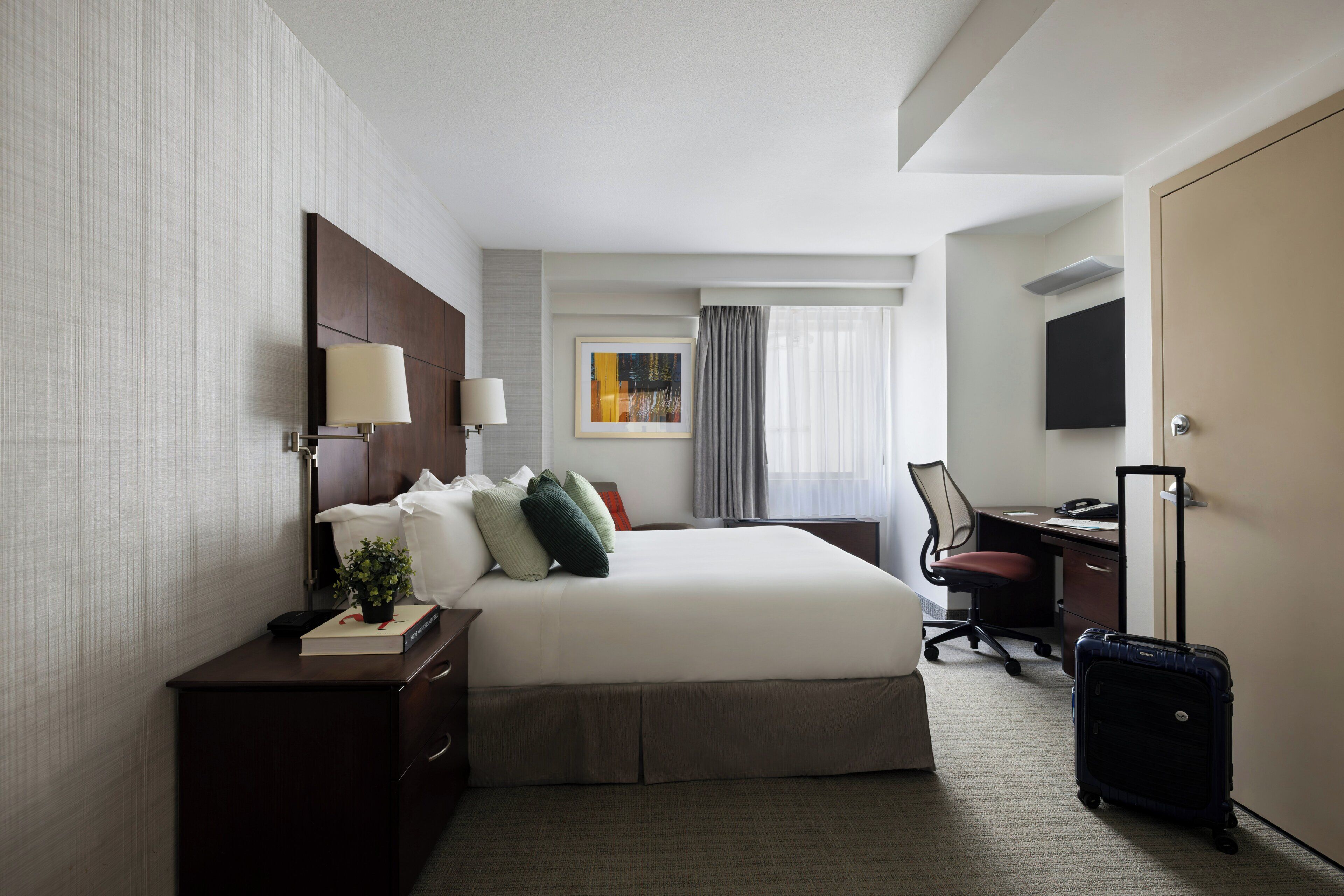 Standard Room, 1 Queen Bed