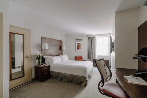 1 bedroom, premium bedding, pillowtop beds, in-room safe