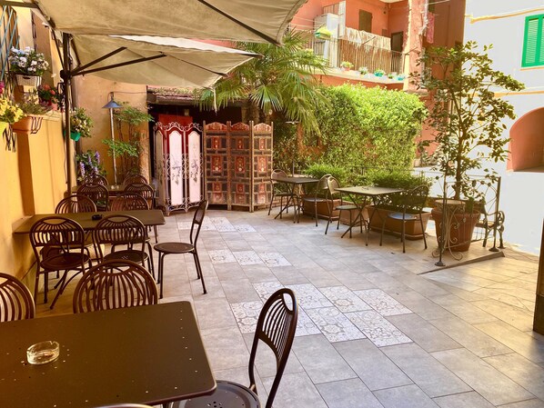 Restauration en plein air
