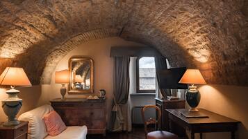 Deluxe tweepersoonskamer (Superior) | Een minibar, een kluis op de kamer, een bureau, gratis wifi