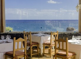 Breakfast, lunch, dinner served; pool views