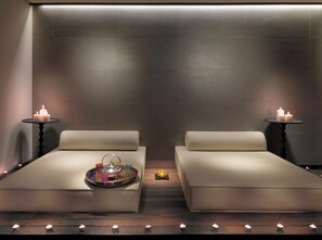 Massages - H10 White Suites (Yaiza)
