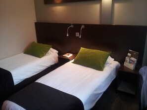 Standard-Zweibettzimmer