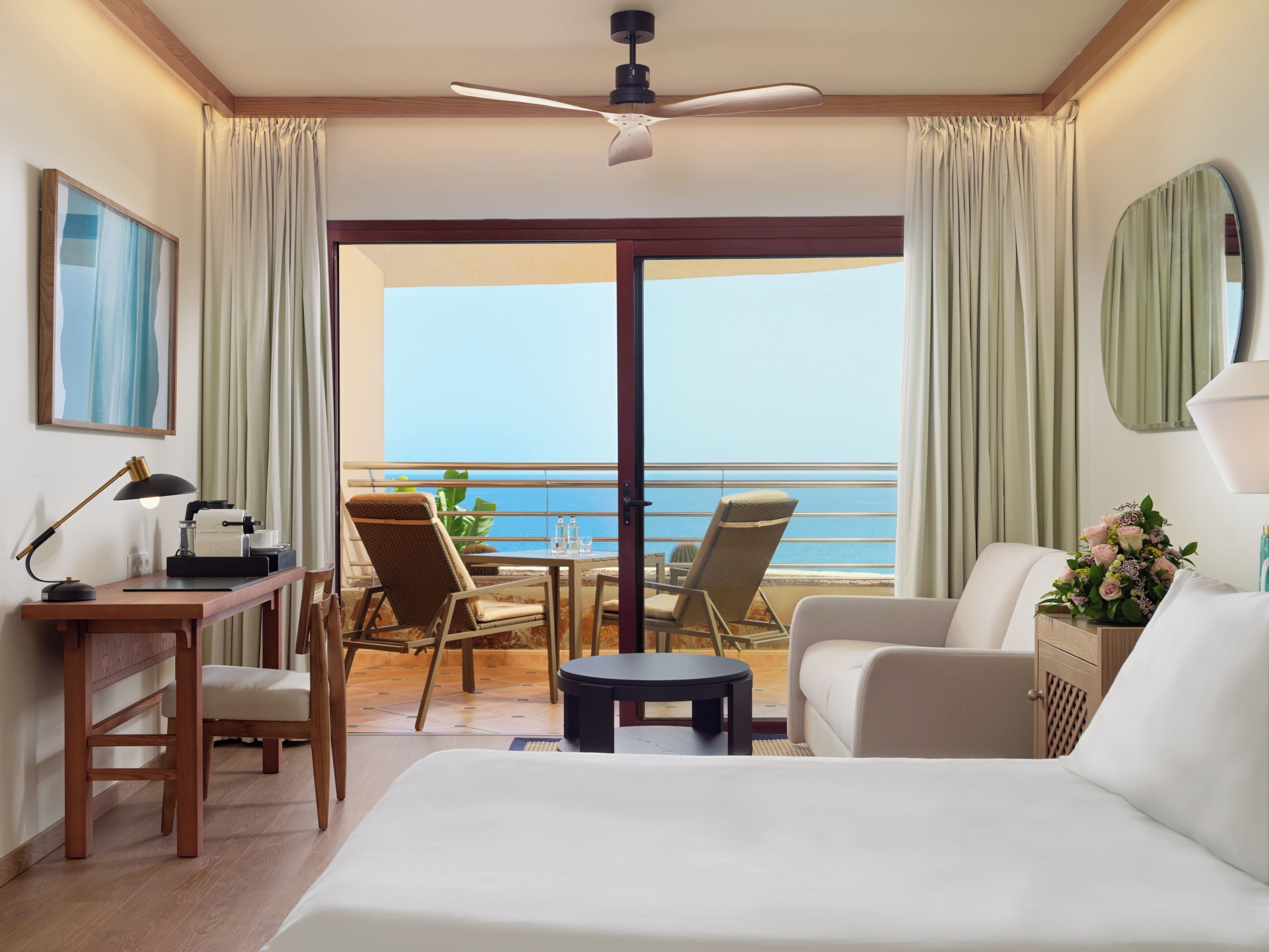 1 bedroom, minibar, in-room safe, desk