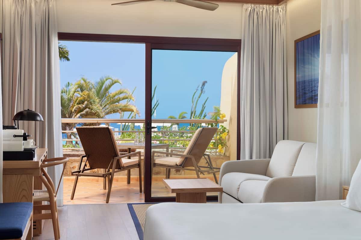 1 bedroom, minibar, in-room safe, desk