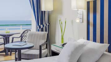 Minibar, in-room safe, desk, blackout curtains