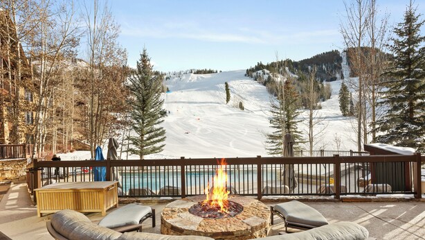 Unclassified image, 1 of 92, button - Ritz-Carlton Club, Aspen Highlands by Frias (Aspen)