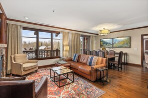 Dining room - Ritz-Carlton Club, Aspen Highlands by Frias (Aspen)