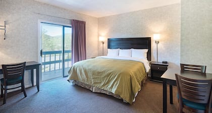 Econo Lodge Lee - Great Barrington