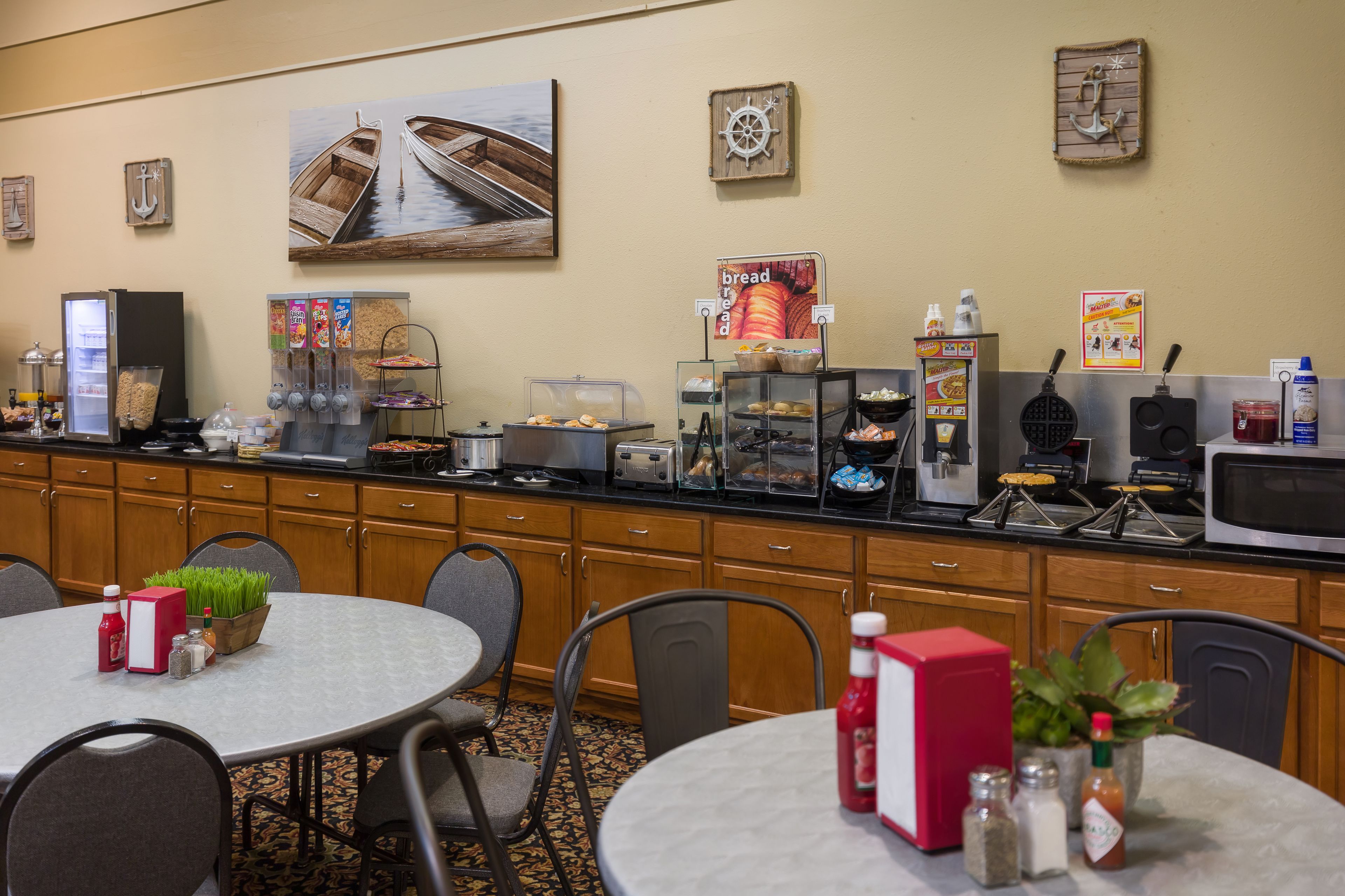 Desayuno continental incluido todos los días