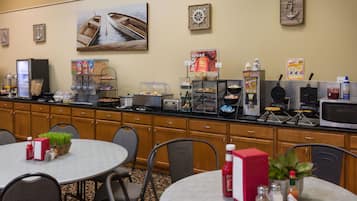 Free daily continental breakfast