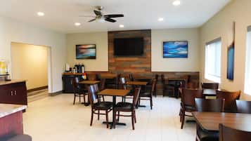 Desayuno continental incluido todos los días