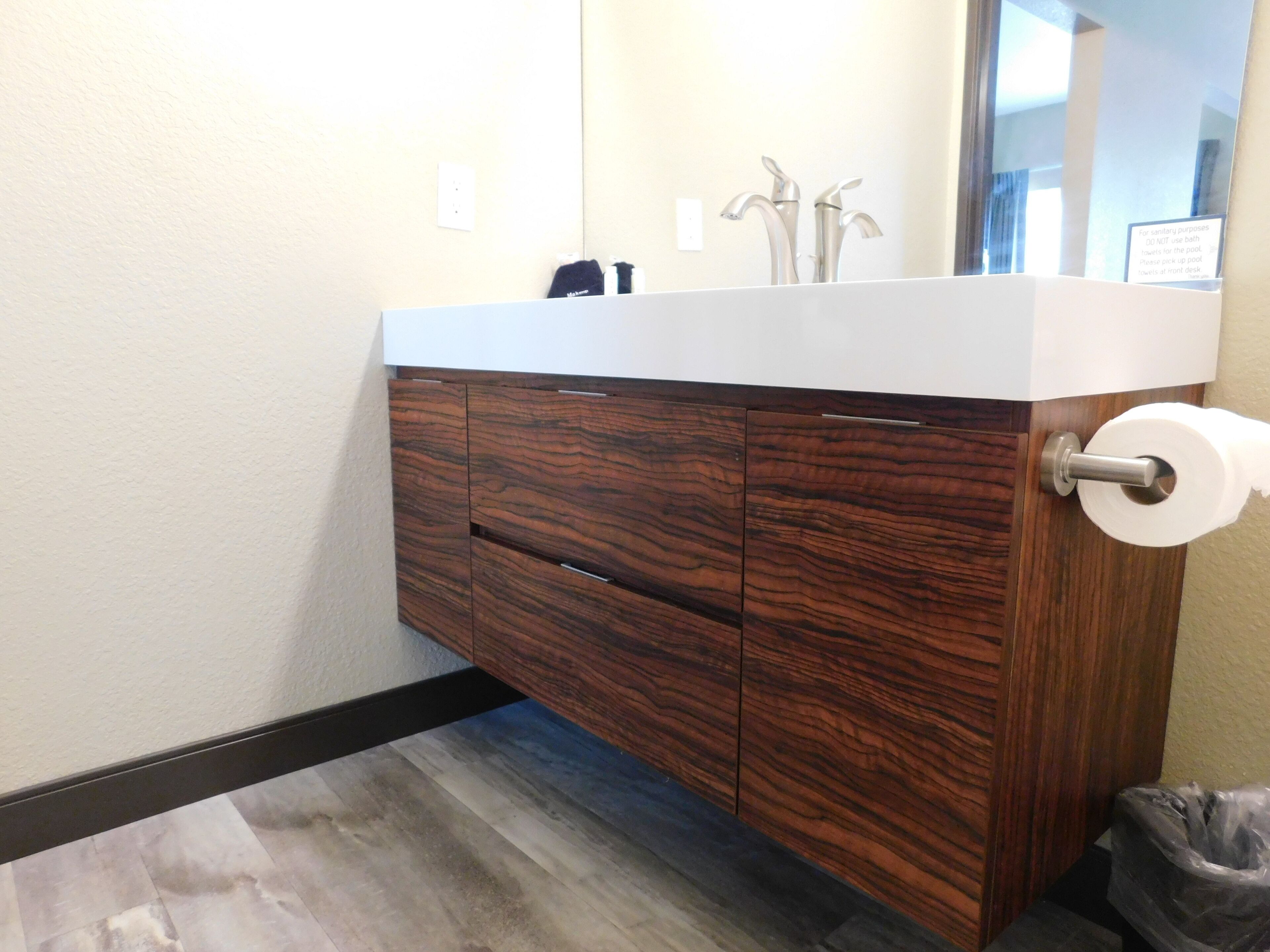 combined shower/bathtub, free toiletries, hair dryer, towels