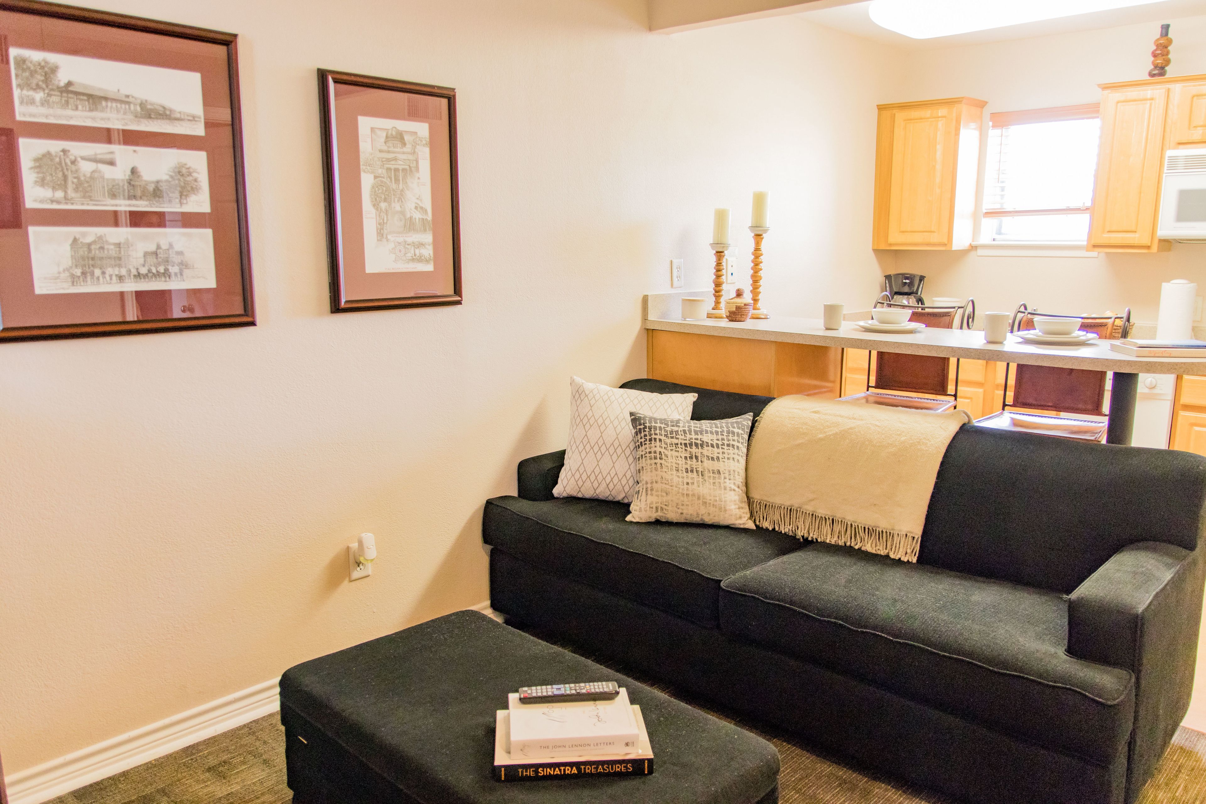 39-inch flat-screen tv with cable channels, tv