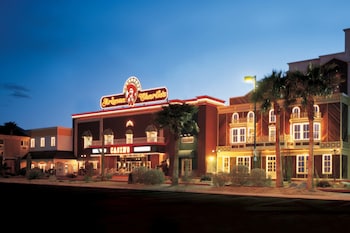 Meadows Deluxe Room | Front of property at Arizona Charlies Decatur