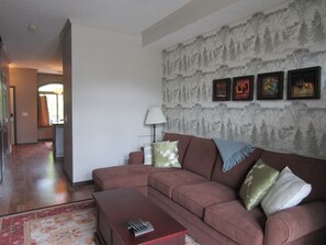 Non-Smoking | Living area