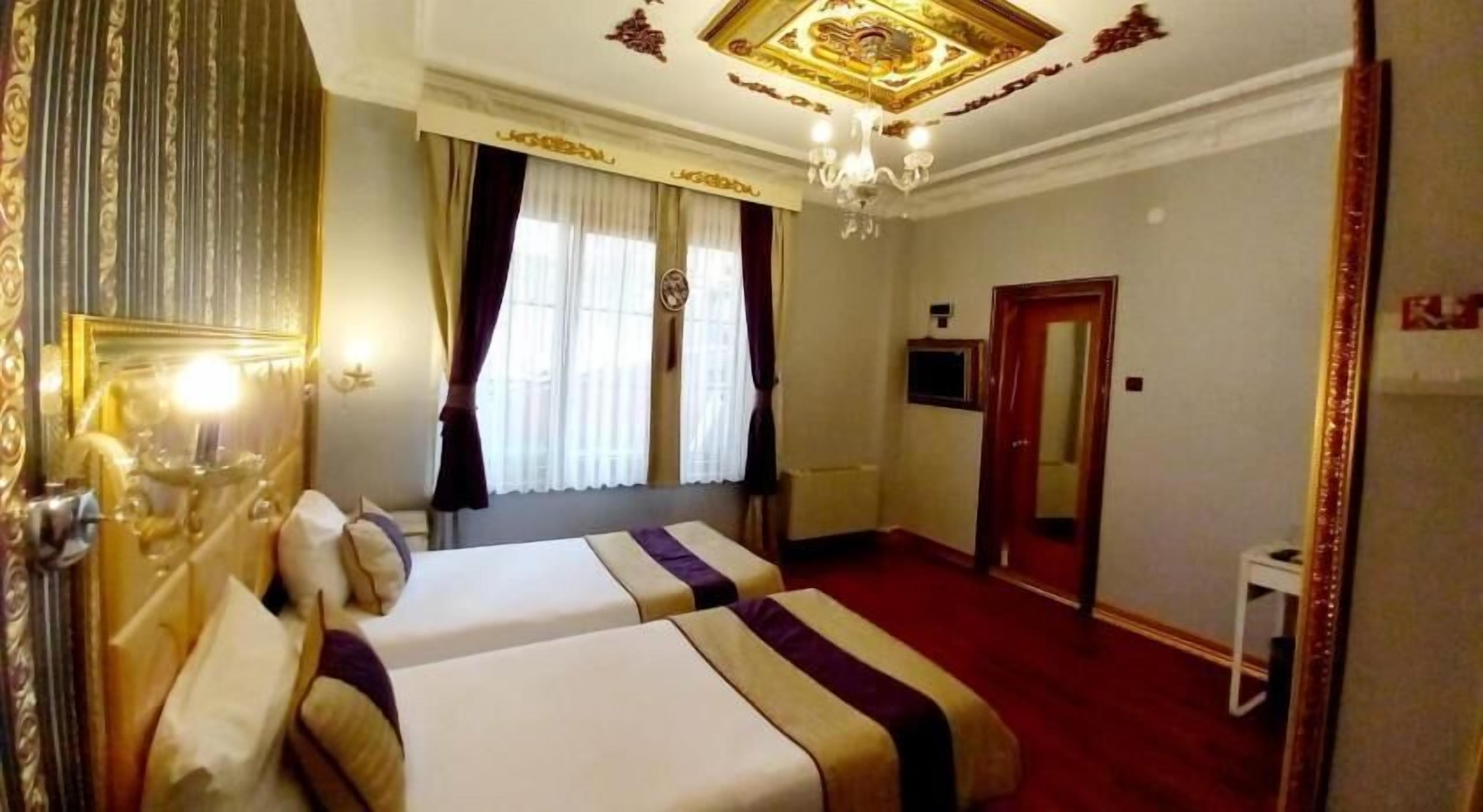 Egyptian cotton sheets, premium bedding, minibar, in-room safe