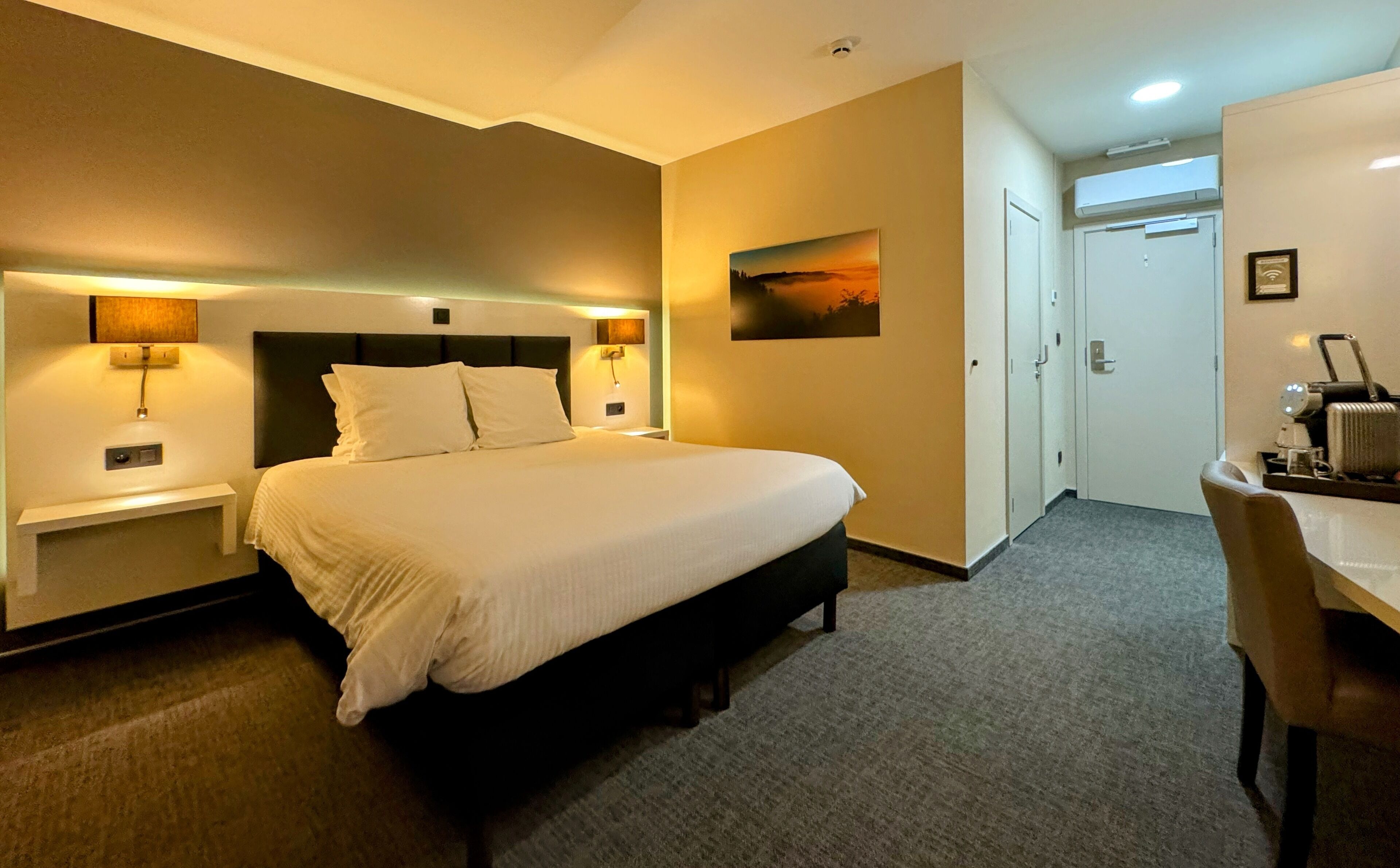 comfort double room, 1 queen bed | 1 bedroom, premium bedding, pillow-top beds, minibar