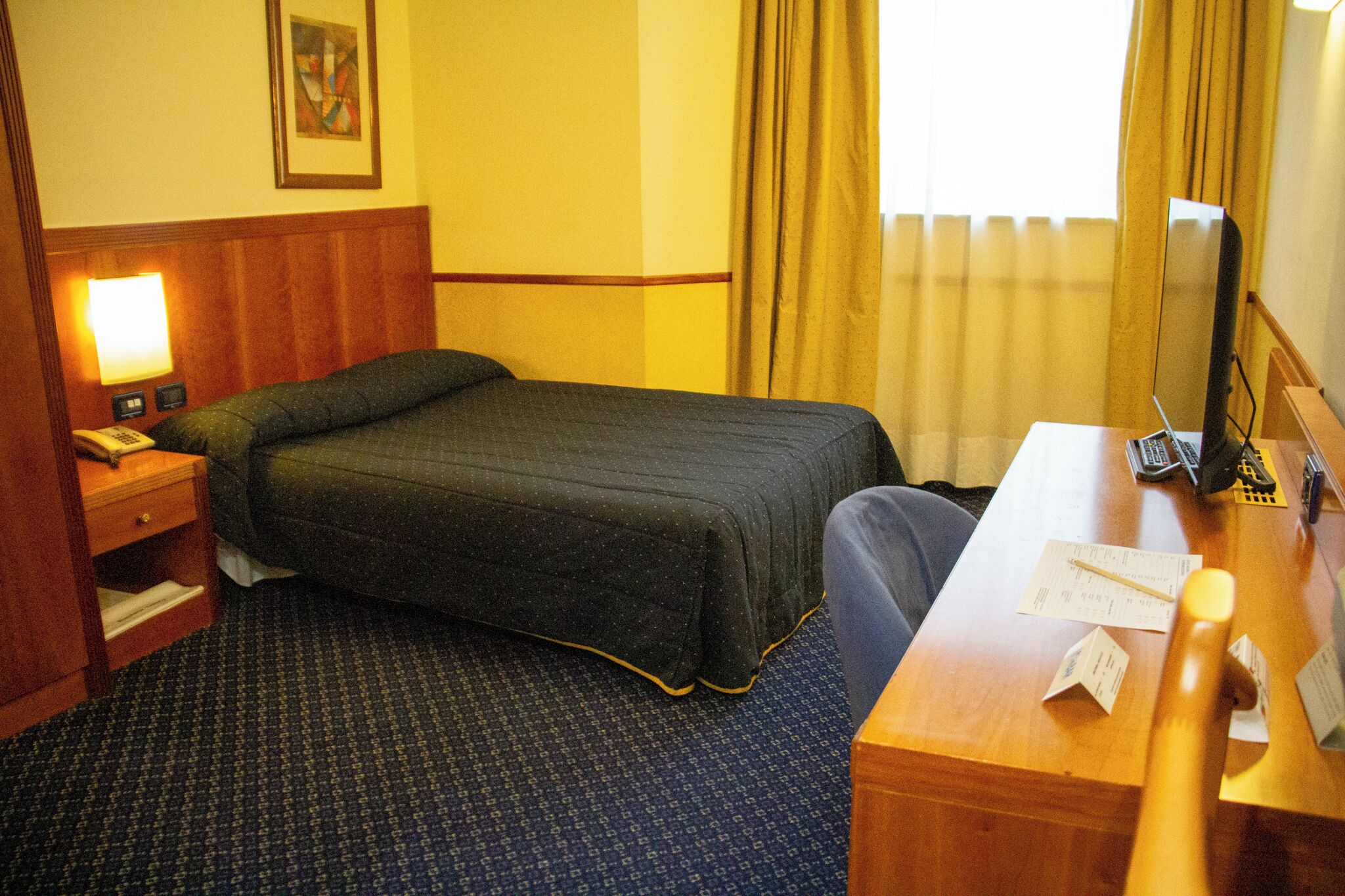 Economy Double Room, 1 Bedroom (Small) | Minibar, in-room safe, free WiFi, bed sheets