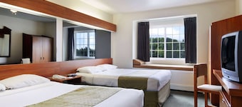Microtel Inn & Suites by Wyndham Eagle River/Anchorage Area