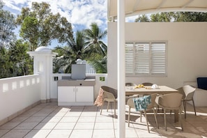1 Bedroom Garden Penthouse | Balcony view
