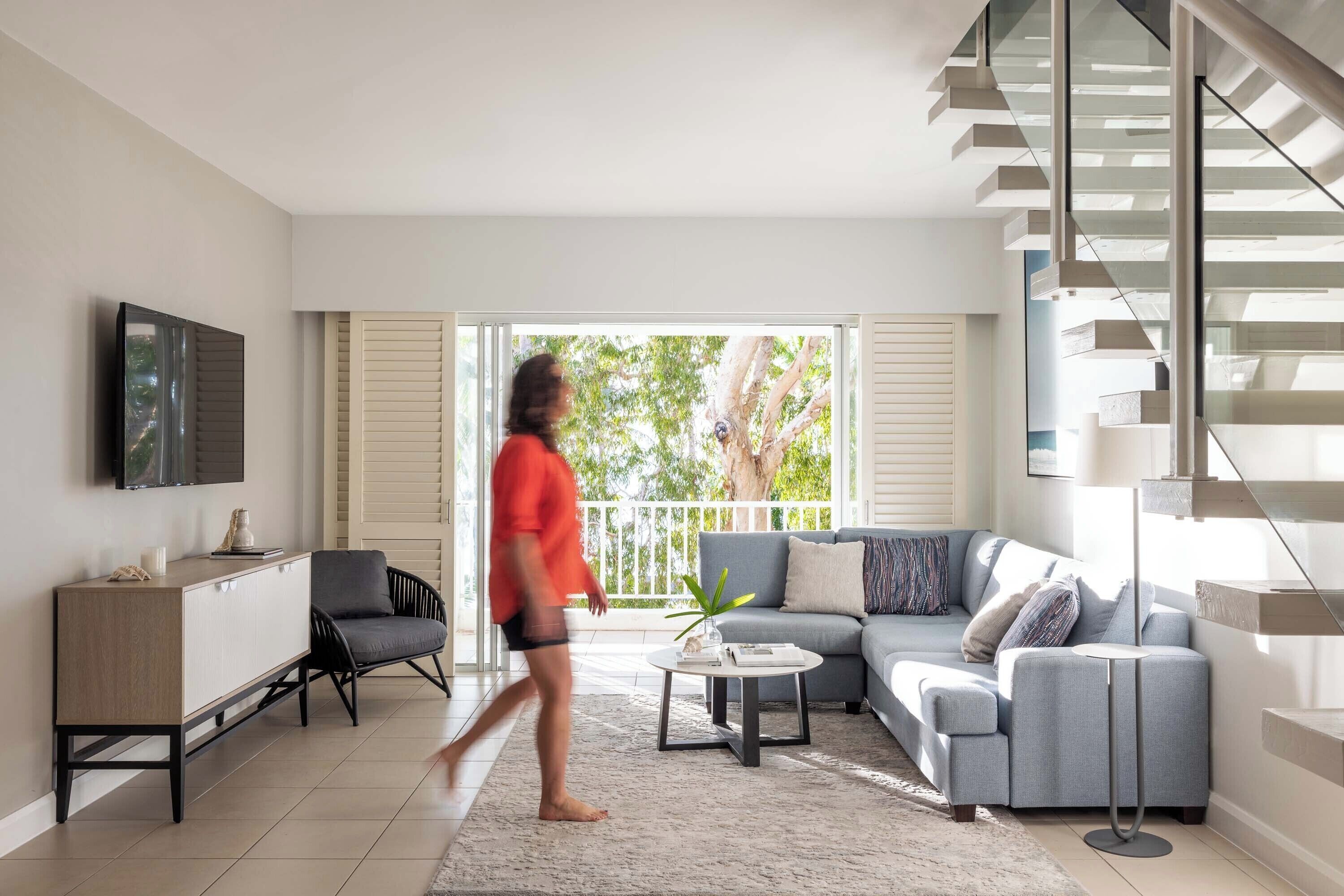 grand penthouse, 3 bedrooms (ocean) | living area | flat-screen tv