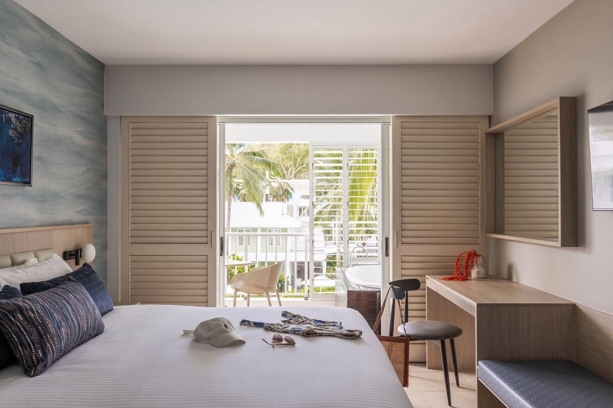 resort spa | 1 bedroom, minibar, in-room safe, iron/ironing board